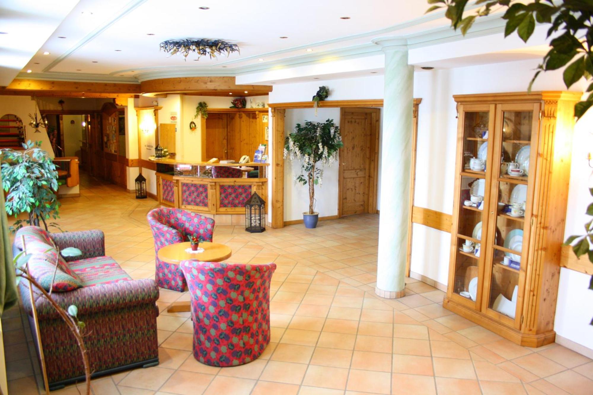 Hotel-Landgasthof Ploss Schonwald  Buitenkant foto